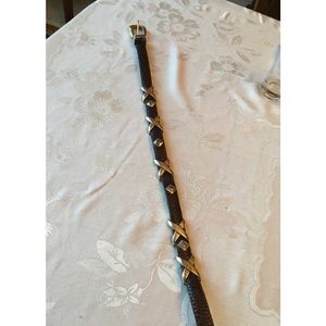 Brighton Belt, Sz 31, lots of detail on length of belt